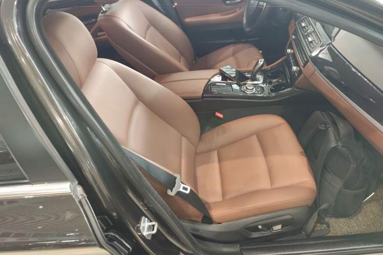Used BMW 5 Series 2014 520Li Elegant Model Right Front Seat