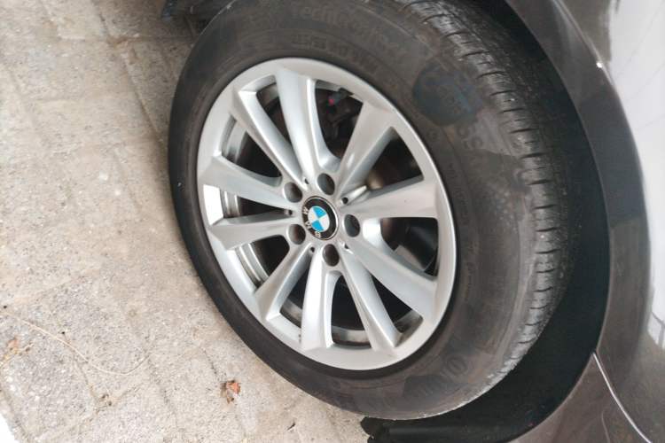 Used BMW 5 Series 2014 520i Touring Edition Right Front Wheel Hub