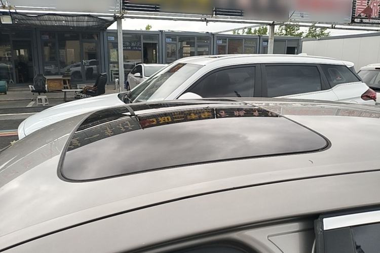 Used BMW 5 Series 2014 520Li Elegant Model Roof