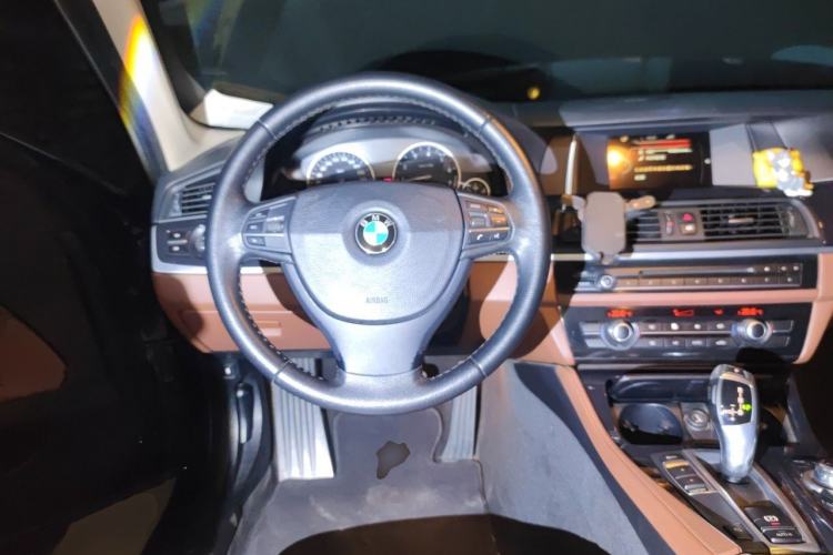 Used BMW 5 Series 2014 520Li Elegant Model Steering Wheel