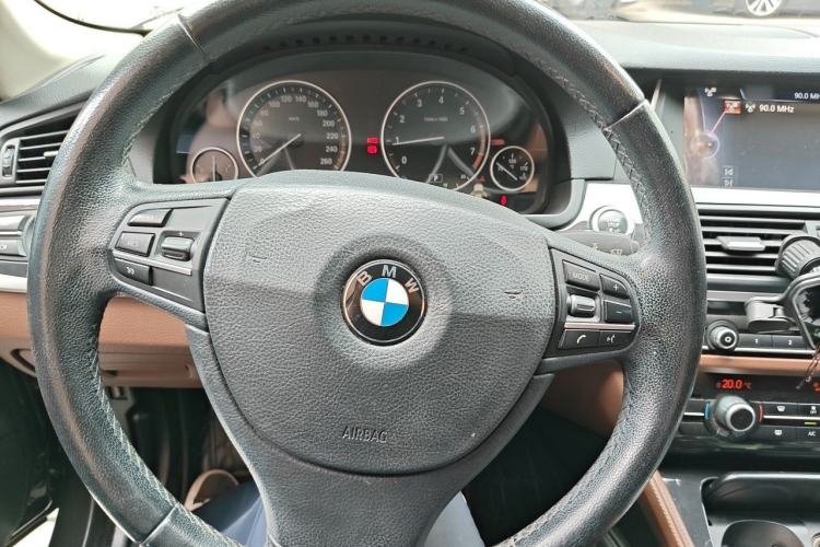 Used BMW 5 Series 2014 520i Elegant Edition Steering Wheel