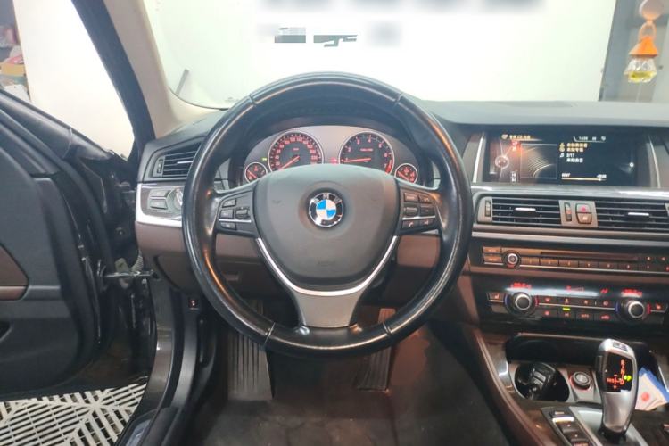 Used BMW 5 Series 2014 525Li Luxury Design Package Steering Wheel