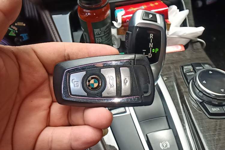 Used BMW 5 Series 2014 525Li Luxury Design Package Vehicle Key
