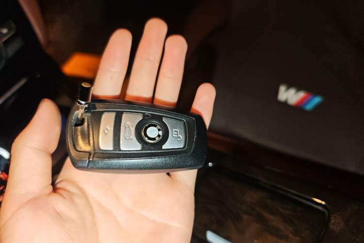 Used BMW 5 Series 2014 525Li Leading Model Vehicle Key