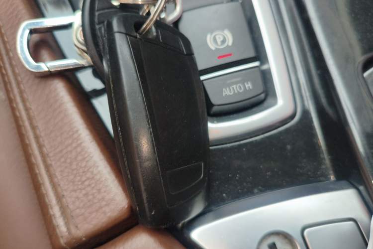 Used BMW 5 Series 2014 520Li Elegant Model Vehicle Key