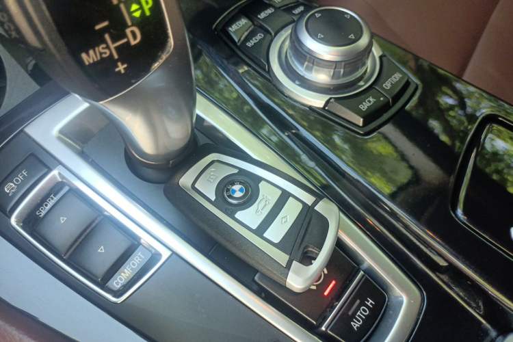 Used BMW 5 Series 2014 520Li Elegant Model Vehicle Key