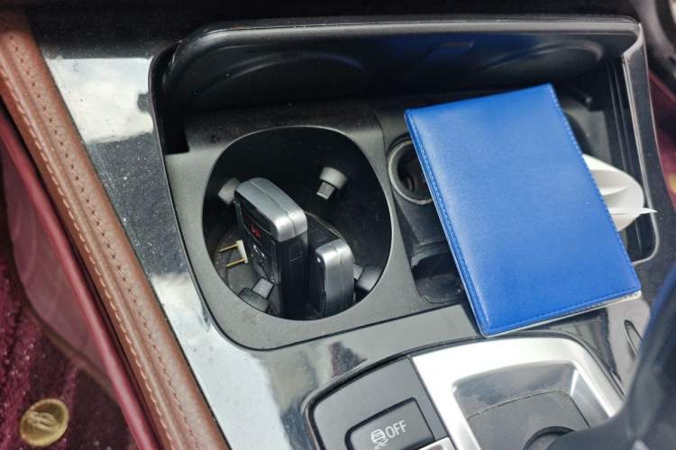 Used BMW 5 Series 2014 520Li Elegant Model Vehicle Key