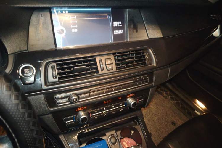 Used BMW 5 Series 2014 520Li Elegant Model Audio And AC Panel