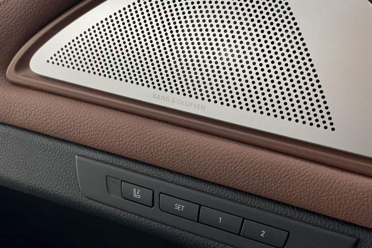 Used BMW 5 Series 2014 535Li Leading Model Audio And AC Panel