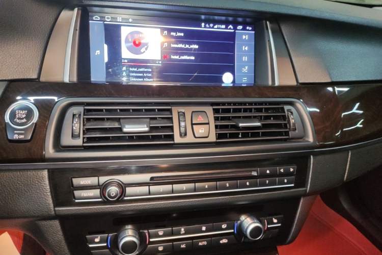 Used BMW 5 Series 2014 525Li Leading Model Audio And AC Panel