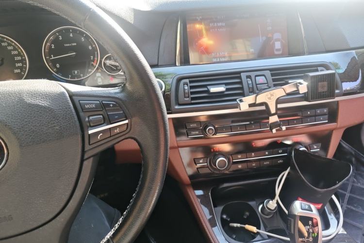 Used BMW 5 Series 2014 525Li Leading Model Audio And AC Panel