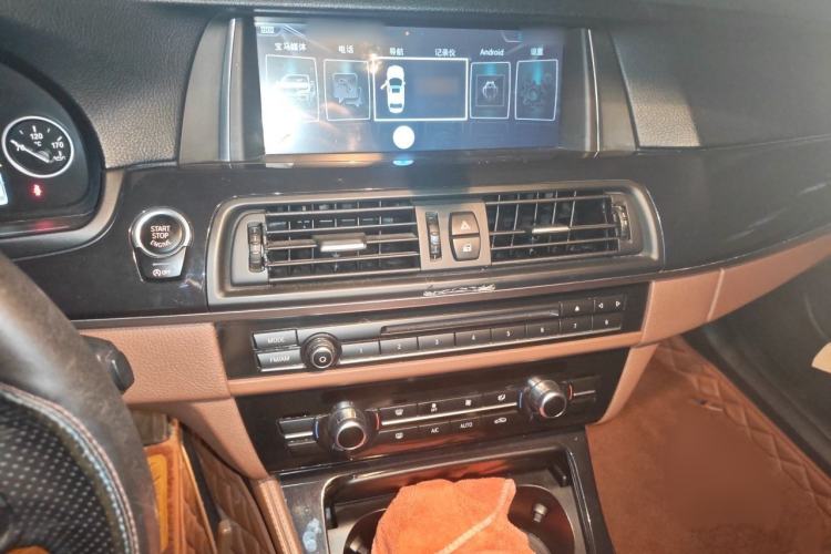 Used BMW 5 Series 2014 520Li Elegant Model Audio And AC Panel
