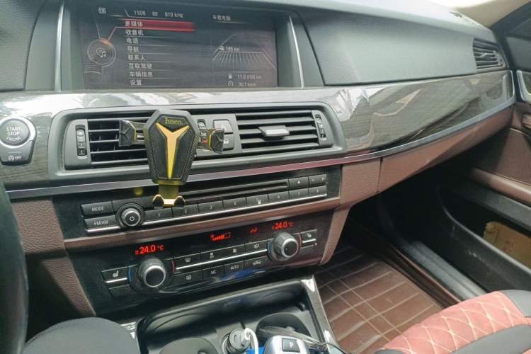 Used BMW 5 Series 2014 525Li Luxury Design Package Audio And AC Panel