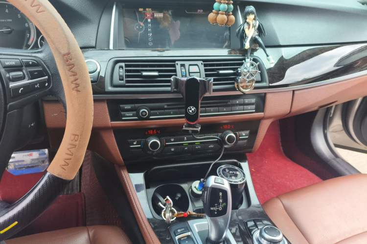 Used BMW 5 Series 2014 525Li Leading Model Audio And AC Panel