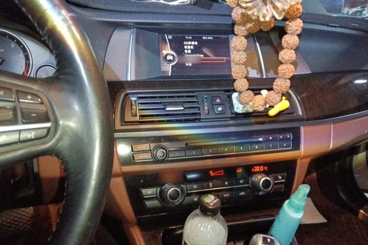 Used BMW 5 Series 2014 525Li Leading Model Audio And AC Panel
