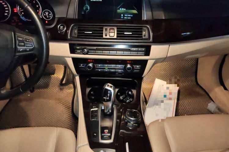 Used BMW 5 Series 2014 530Li Leading Model Audio And AC Panel