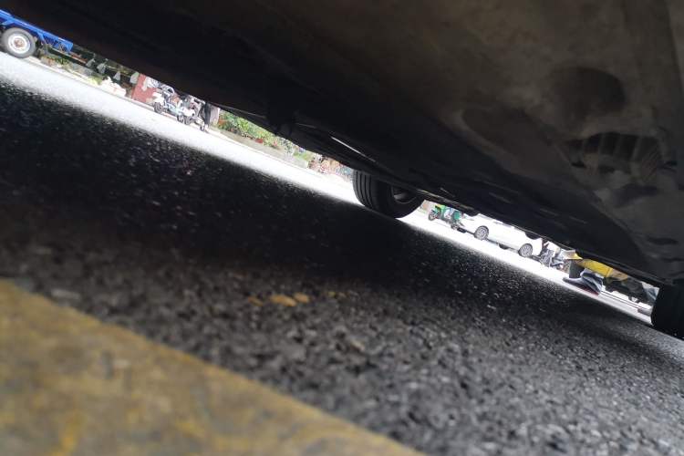 Used BMW 5 Series 2014 520Li Elegant Model Chassis Front Left