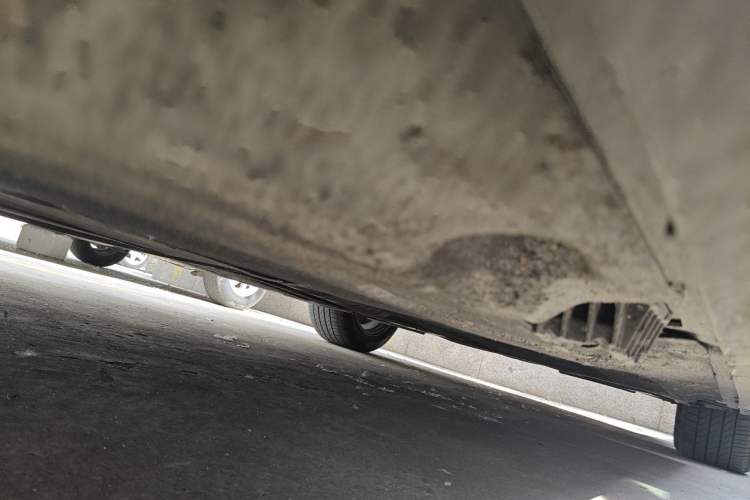 Used BMW 5 Series 2014 520i Elegant Edition Chassis Front Left