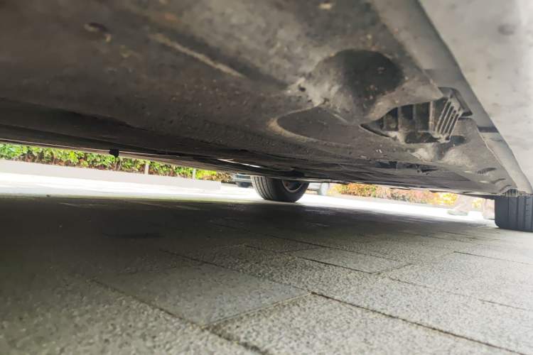 Used BMW 5 Series 2014 520Li Elegant Model Chassis Front Left