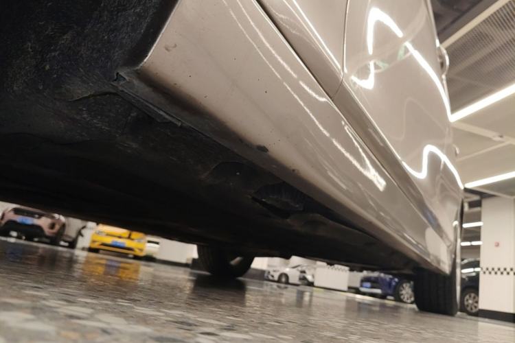 Used BMW 5 Series 2014 528Li xDrive Premium Edition Chassis Front Left