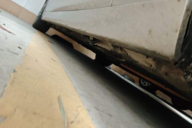Used BMW 5 Series 2014 525Li Luxury Design Package Chassis Front Right
