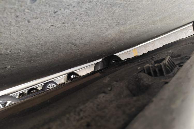 Used BMW 5 Series 2014 520i Elegant Edition Chassis Front Right