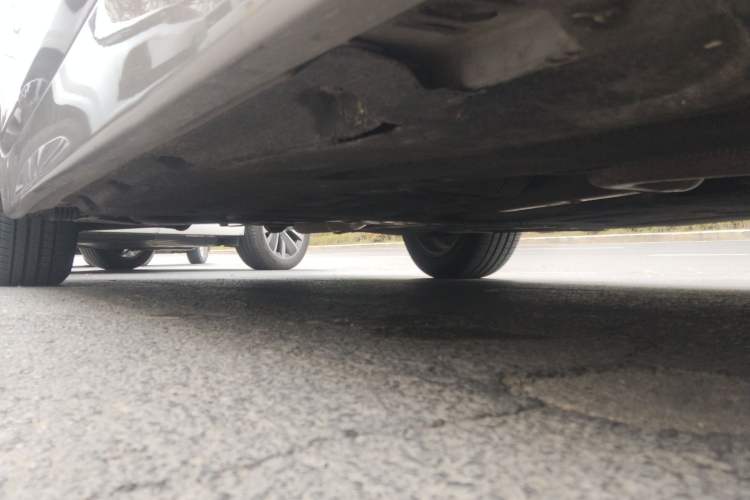 Used BMW 5 Series 2014 525Li Leading Model Chassis Front Right