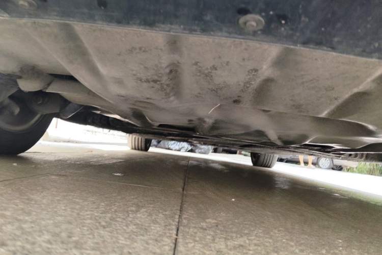 Used BMW 5 Series 2014 528Li Fashion Design Package Chassis Front