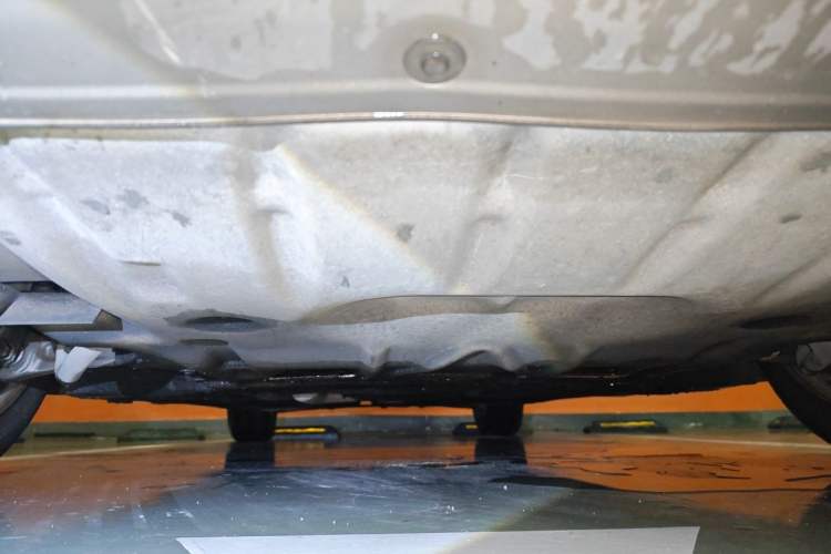 Used BMW 5 Series 2014 525Li Luxury Design Package Chassis Front
