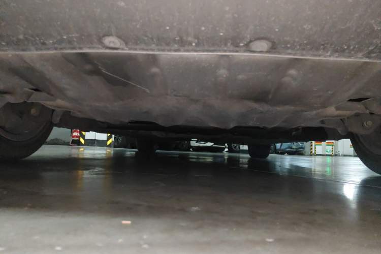 Used BMW 5 Series 2014 525Li Luxury Design Package Chassis Front