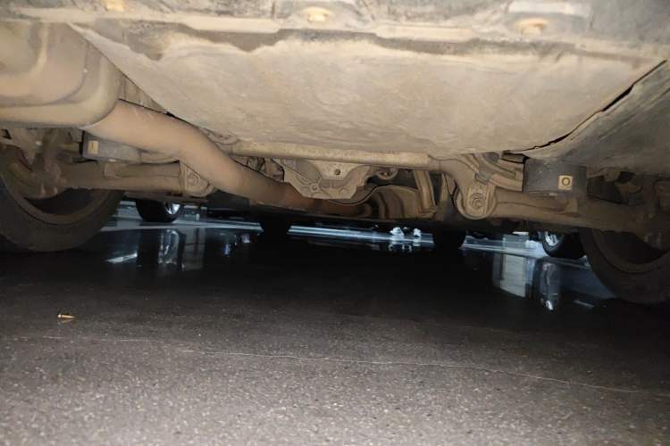 Used BMW 5 Series 2014 525Li Luxury Design Package Chassis Rear