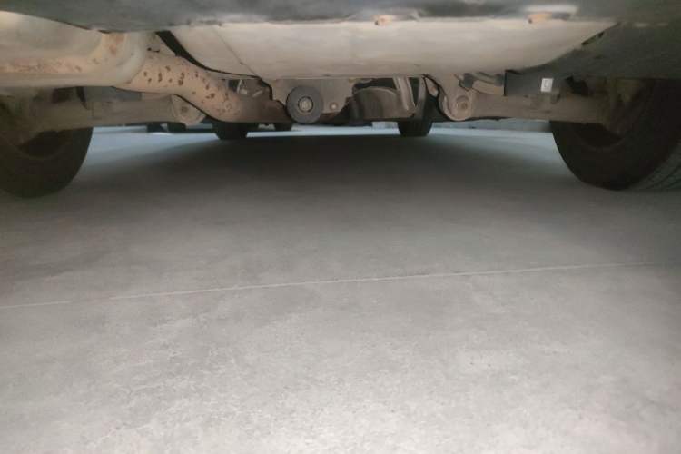 Used BMW 5 Series 2014 525Li Leading Model Chassis Rear