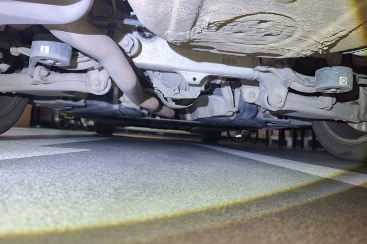 Used BMW 5 Series 2014 525Li Luxury Design Package Chassis Rear