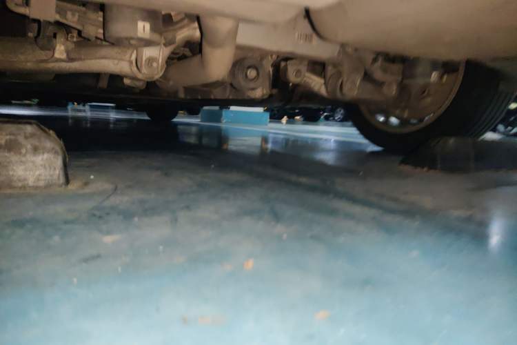 Used BMW 5 Series 2014 525Li Luxury Design Package Chassis Rear Left
