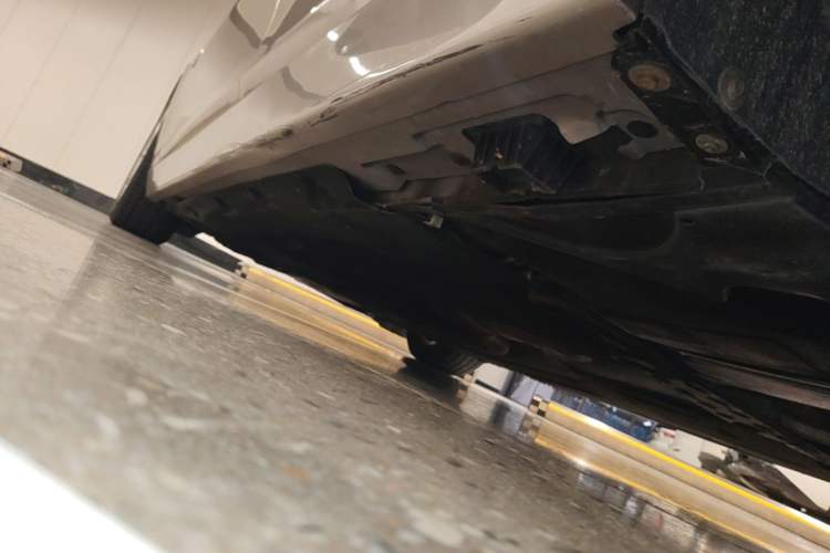 Used BMW 5 Series 2014 528Li xDrive Premium Edition Chassis Rear Left