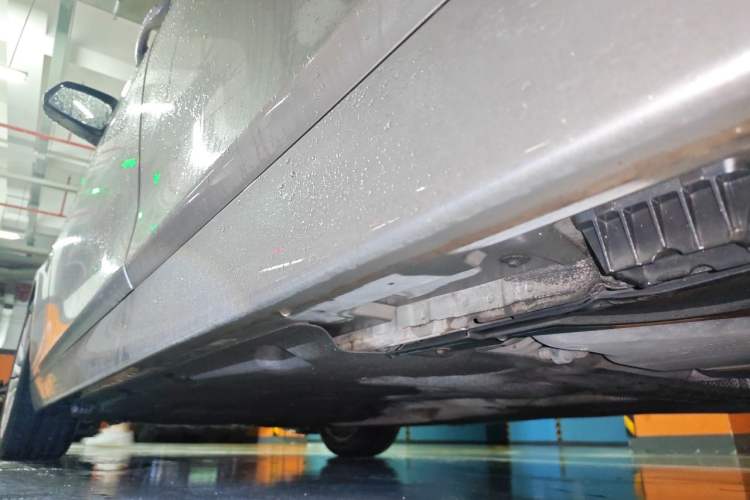 Used BMW 5 Series 2014 525Li Luxury Design Package Chassis Rear Left