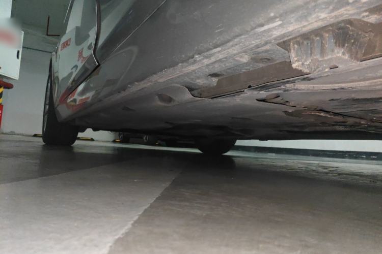 Used BMW 5 Series 2014 525Li Luxury Design Package Chassis Rear Left