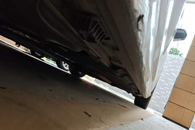 Used BMW 5 Series 2014 525Li Luxury Design Package Chassis Rear Right