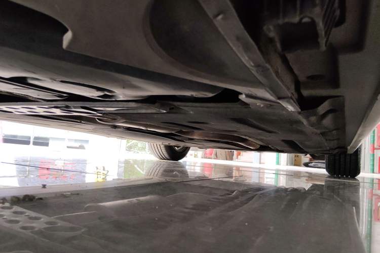 Used BMW 5 Series 2014 525Li Leading Model Chassis Rear Right