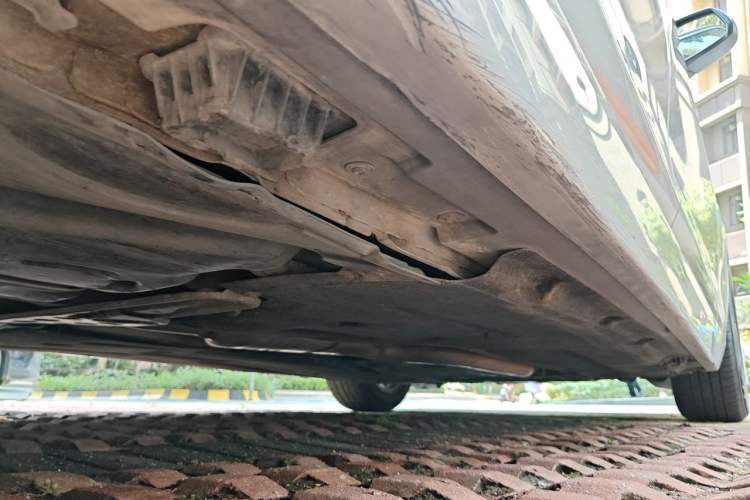 Used BMW 5 Series 2014 520Li Elegant Model Chassis Rear Right