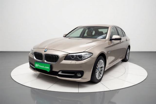 Ojetý BMW 5 Series 2014 525Li Luxury Design Package