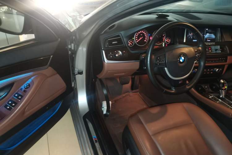 Used BMW 5 Series 2014 525Li Leading Model Driver Seat