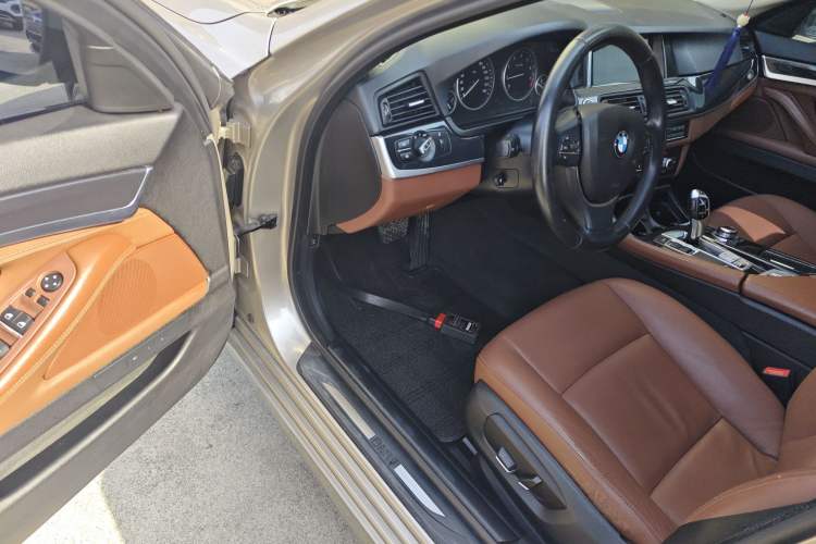 Used BMW 5 Series 2014 520Li Elegant Model Driver Seat