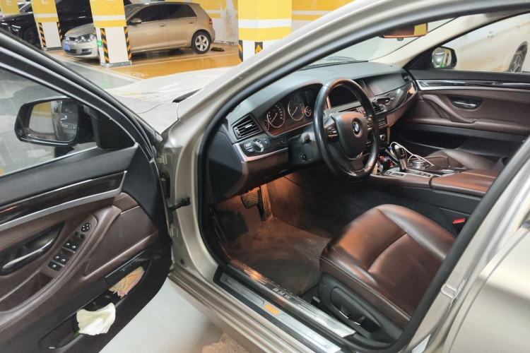 Used BMW 5 Series 2014 525Li Luxury Design Package Driver Seat