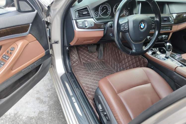 Used BMW 5 Series 2014 528Li Leading Model Driver Seat