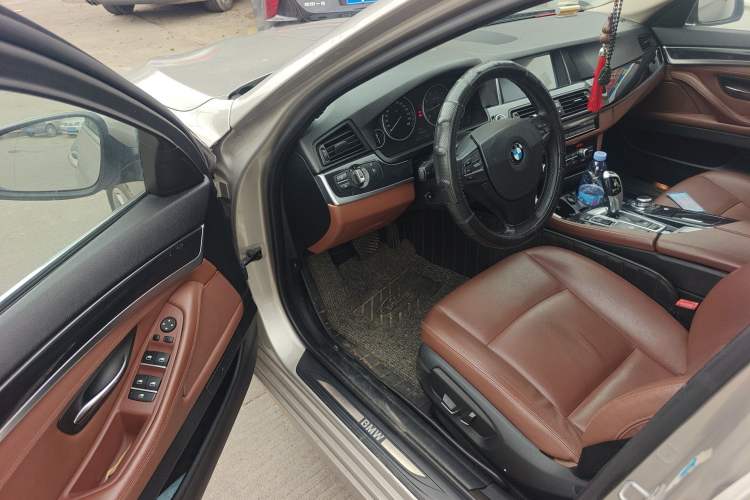 Used BMW 5 Series 2014 520Li Elegant Model Driver Seat