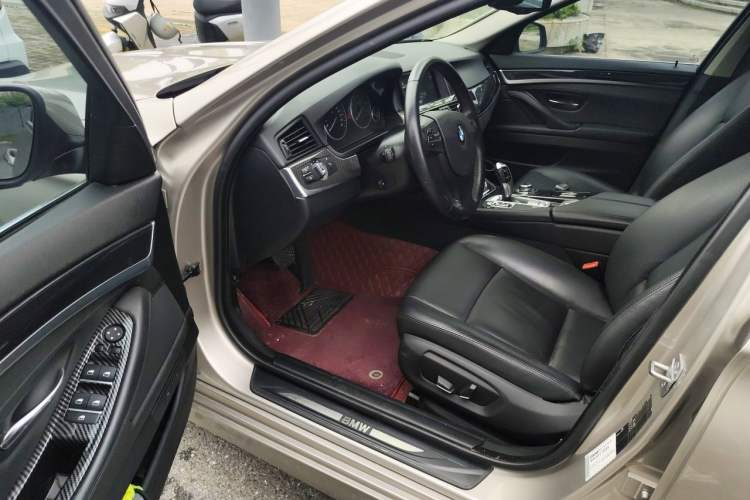Used BMW 5 Series 2014 520Li Elegant Model Driver Seat