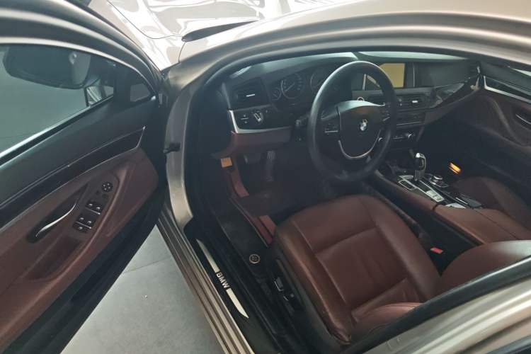 Used BMW 5 Series 2014 525Li Leading Model Driver Seat