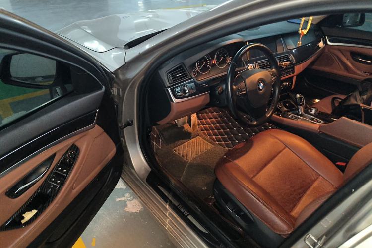 Used BMW 5 Series 2014 520Li Elegant Model Driver Seat