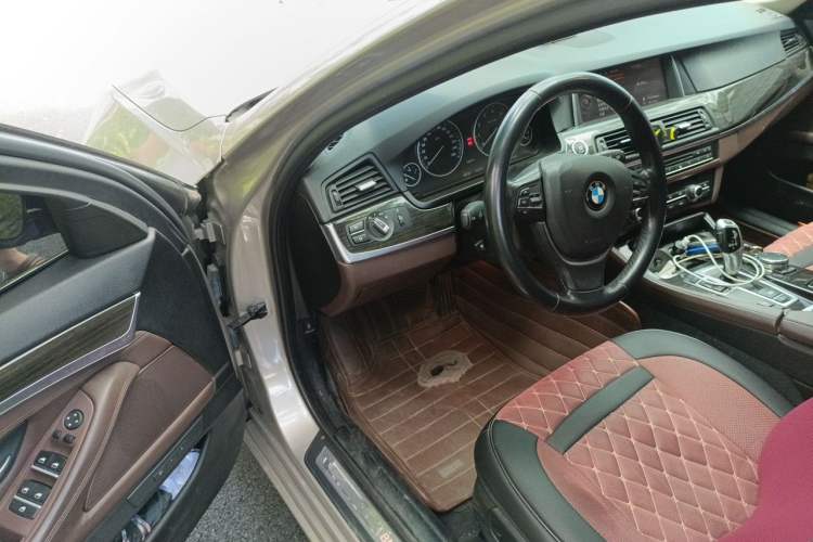 Used BMW 5 Series 2014 525Li Luxury Design Package Driver Seat